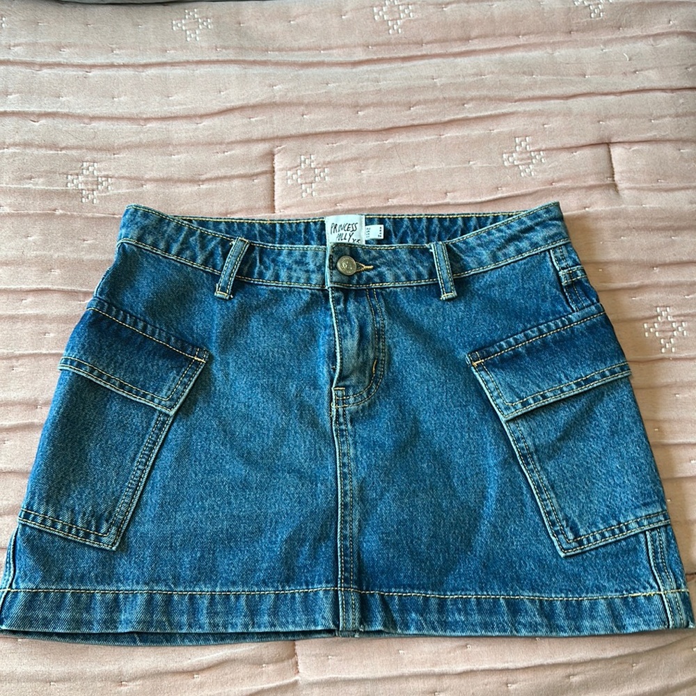 Princess Polly denim mini skirt size 4